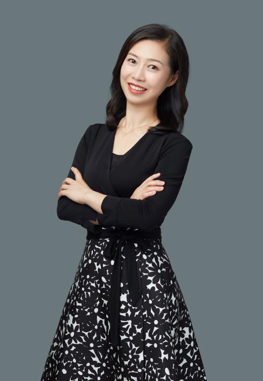 晏妮娜 